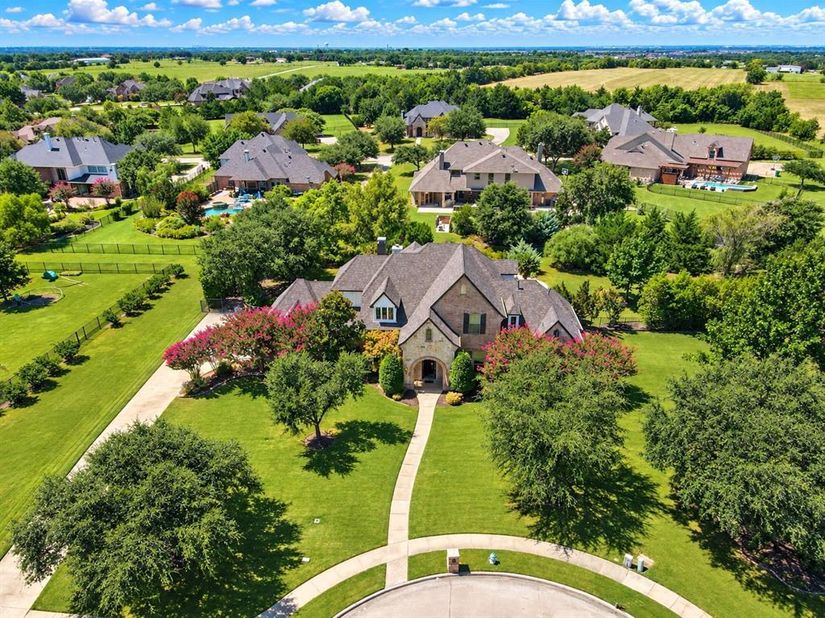 2  Westchester Court , Heath Texas 75032