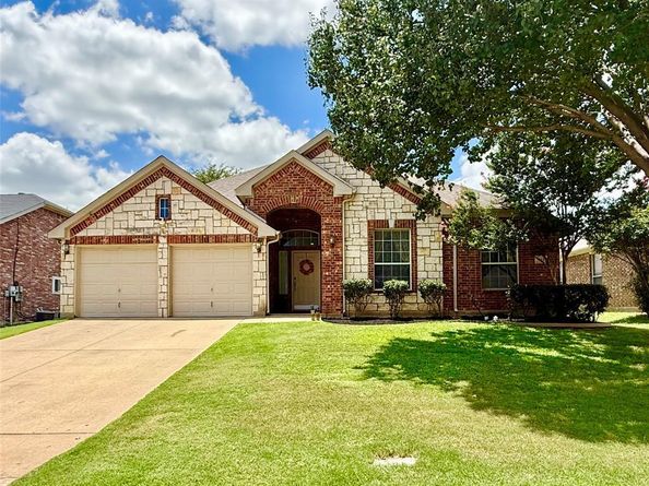 703  Fannin Lane , Mansfield Texas 76063