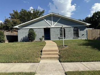 306  Ivy Way 