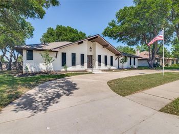 1901  Westshore Drive 