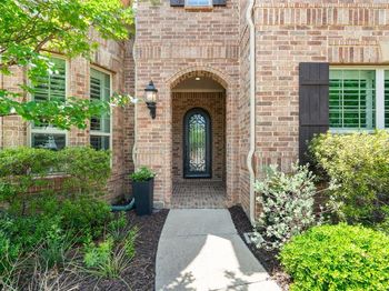 6701  Canyon Oak Court 