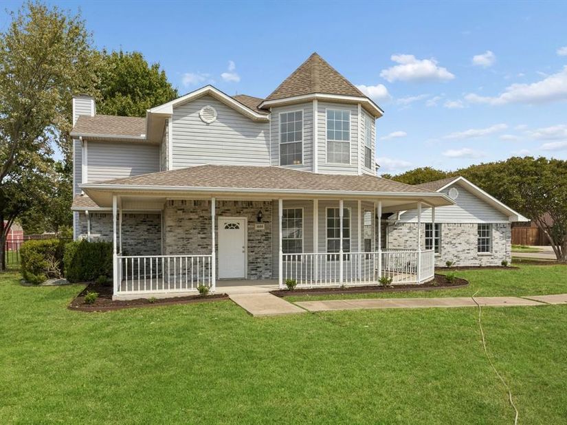 1609  Blackburn Road , Sachse Texas 75048