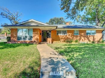 5912  Lubbock Avenue 
