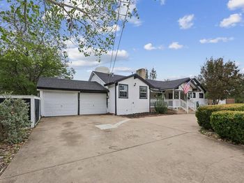 3312  Meadow Oaks Drive 