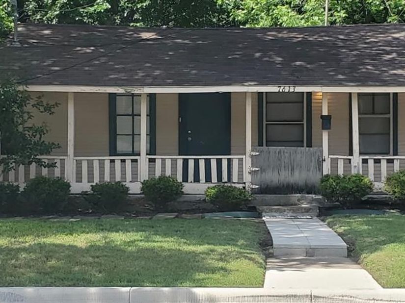 7613  Marys Creek Drive , Fort Worth Texas 76116