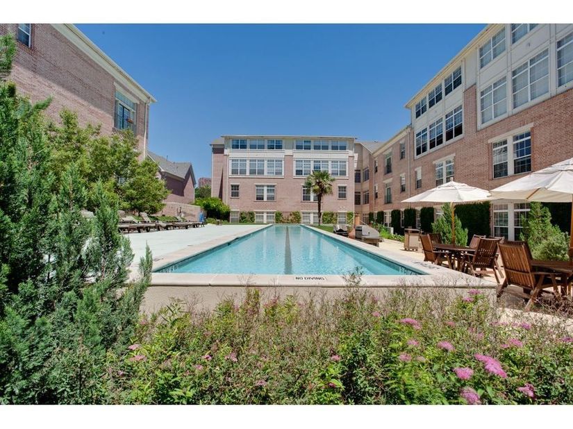 2305  Worthington Street  135, Dallas Texas 75204