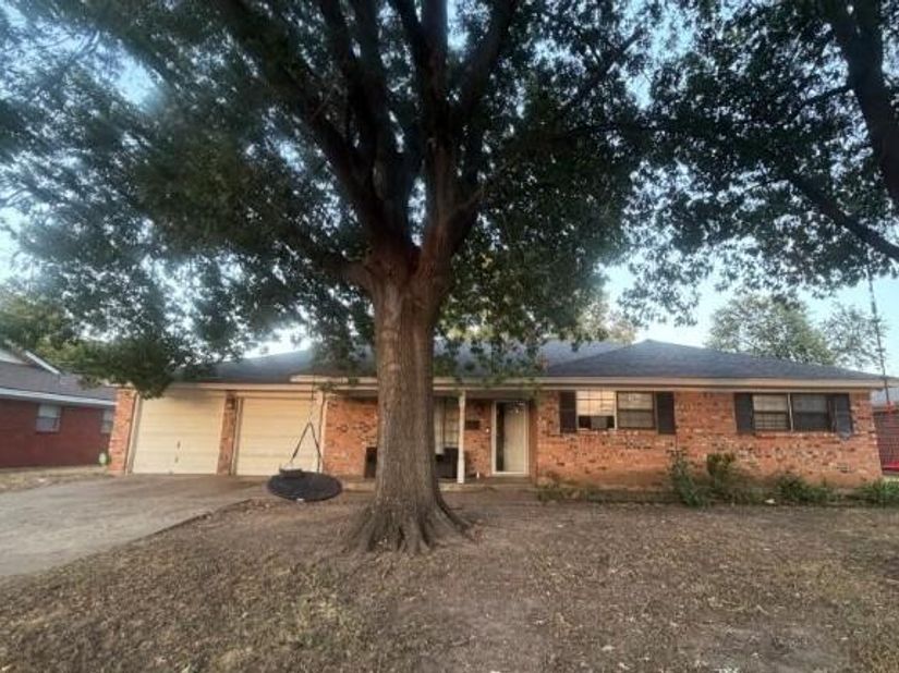 7813  Chantilly Lane , Fort Worth Texas 76134