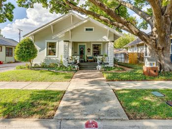 1116 W Arlington Avenue 