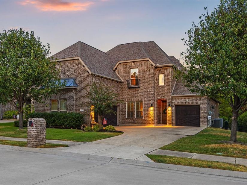 665  York Drive , Rockwall Texas 75087