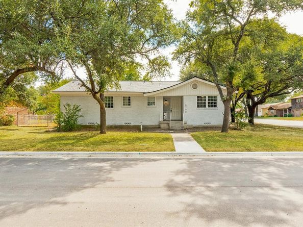 5700  Starling Circle , Haltom City Texas 76117