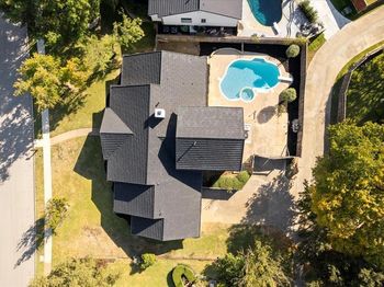 3609  Hidalgo Street 