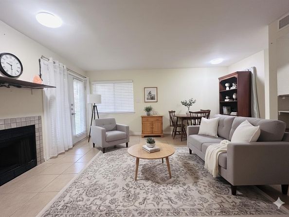 9827  Walnut Street  113, Dallas Texas 75243