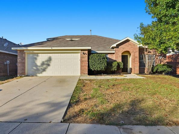 1409  Pheasant Run Trail , Fort Worth Texas 76131