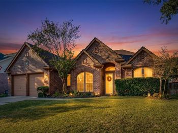 2207  Richmond Circle 