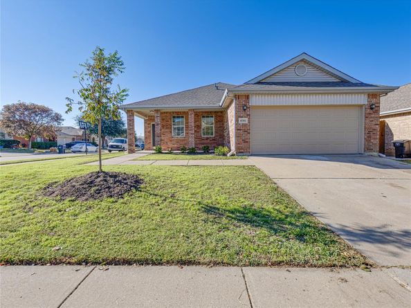 8701  Gaines Drive , Fort Worth Texas 76244