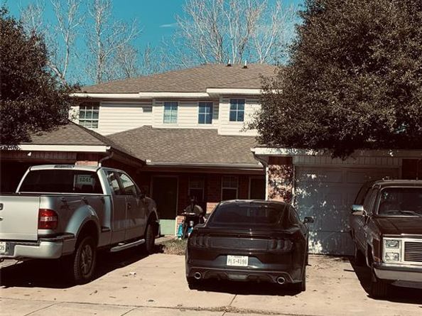 1241  Village Garden Drive , Azle Texas 76020