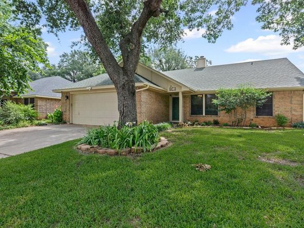 9013  Topperwind Court , Fort Worth Texas 76134
