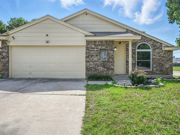 7741  Misty Ridge Drive N, Fort Worth Texas 76137