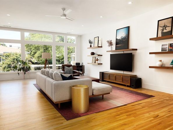 1844  Mecca Street , Dallas Texas 75206