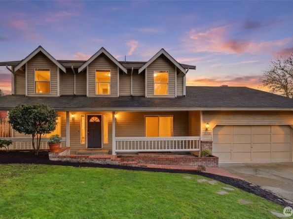 15931 22nd Avenue SW, Burien WA 98166