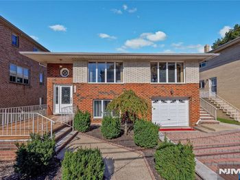 1225 16th Street