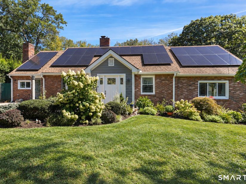 87 Clover Hill Drive, Stamford CT 06902