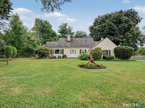 10 Crest Road, Danbury CT 06811