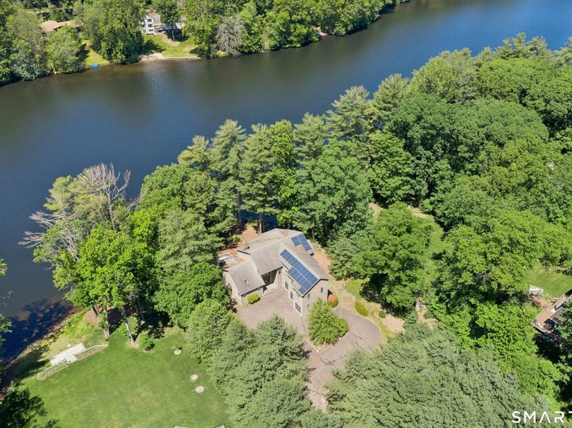 141 Canoe Brook Road, Trumbull CT 06611