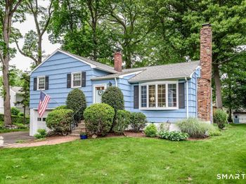 75 Centerbrook Road