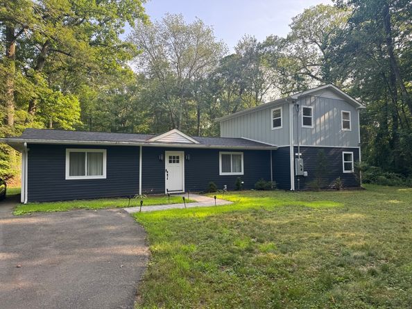 57 Lovers Lane, Monroe CT 06468