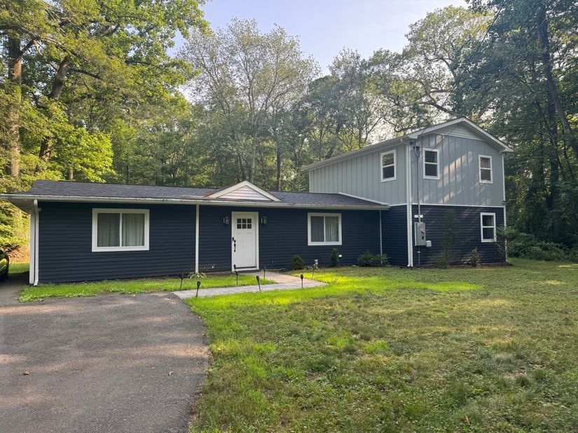 57 Lovers Lane, Monroe CT 06468
