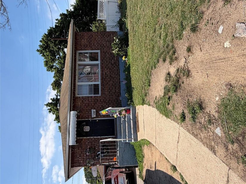 159 Church Street, Malverne NY 11565