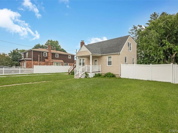 57 Cedar Avenue, Farmingdale NY 11735
