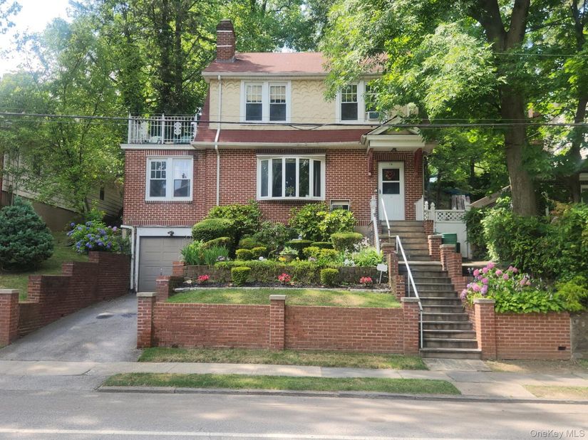 15 Rumsey Road, Yonkers NY 10705