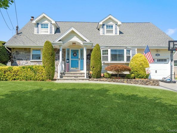 115 Lambert Avenue, Farmingdale NY 11735