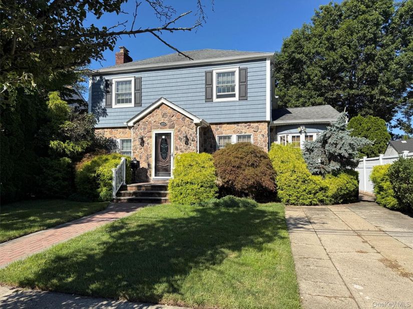 464 Duryea Terrace, West Hempstead NY 11552