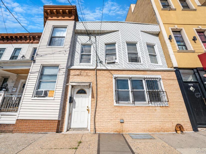 10721 Atlantic Avenue, Richmond Hill NY 11418