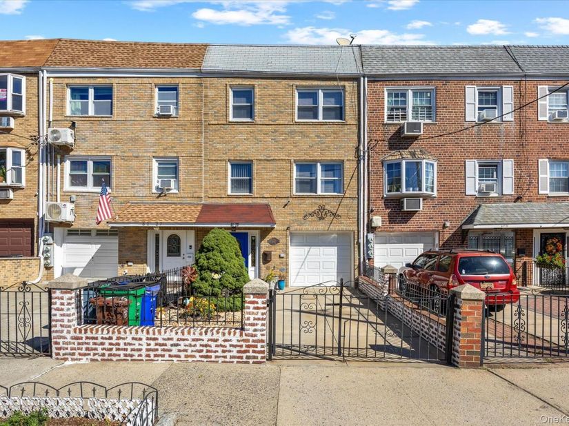 6129 75th Street, Middle Village NY 11379