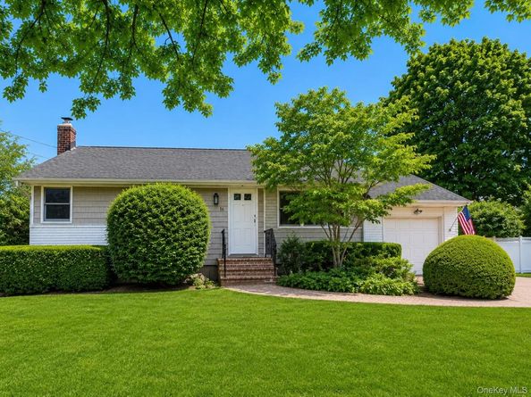 16 Clay Pitts Road, Greenlawn NY 11740