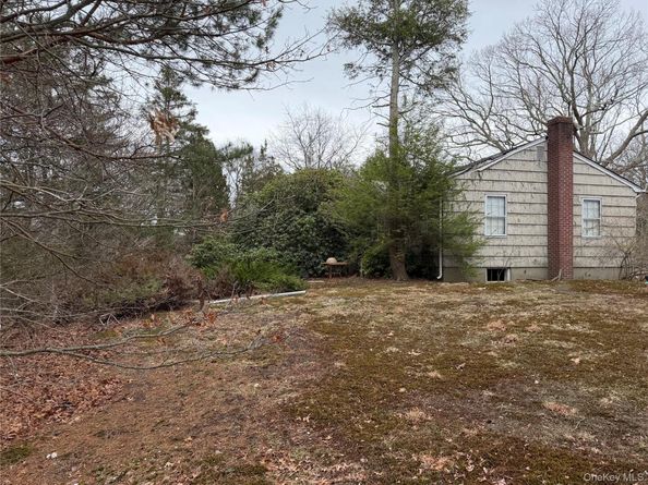 171 Stony Hollow Road, Greenlawn NY 11740