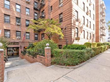 9963 66 Avenue