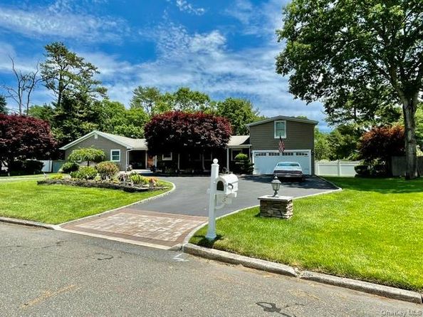 5 Jacqueline Court, Port Jefferson Station NY 11776