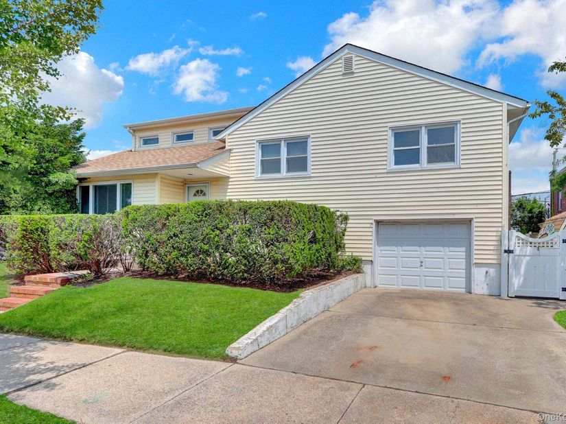 335 E State Street, Long Beach NY 11561