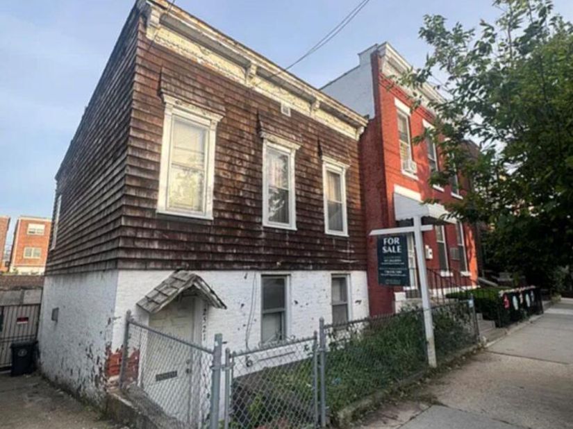 2521 46th Street, Astoria NY 11103