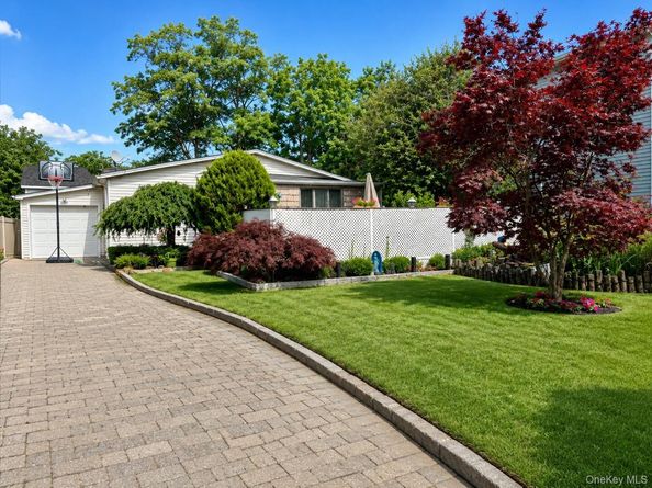 110 Roosevelt Avenue, Inwood NY 11096