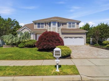 15 Boxwood Lane