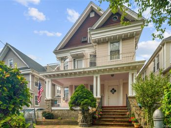 339 Hawthorne Avenue