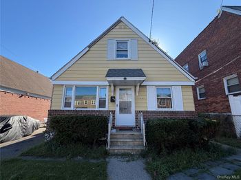 89-68 Springfield Boulevard