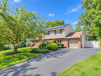 137 Ridgewood Avenue