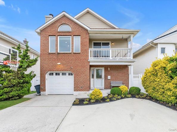 227 W Pine Street, Long Beach NY 11561